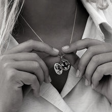 Load image into Gallery viewer, Oval Locket With Clear Crystal - Rose Gold