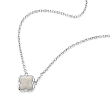 Load image into Gallery viewer, Clover Ashes Resin Necklace - Silver