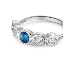 Load image into Gallery viewer, Crystal-Chain Ashes Resin Ring - Silver