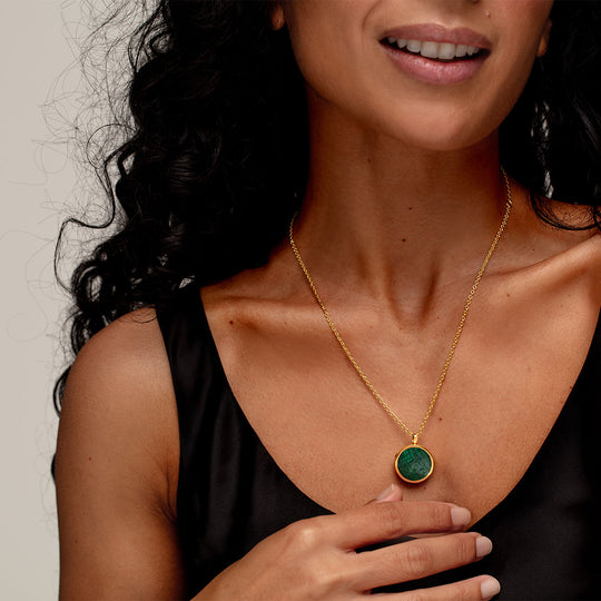 Malachite Modern Round Locket – Gold