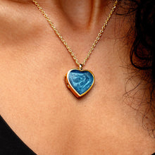Load image into Gallery viewer, Heart Ashes Resin Locket - Gold