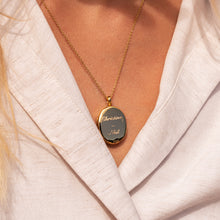 Load image into Gallery viewer, Mummy Personalised Locket - Gold