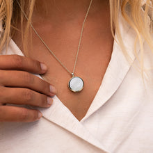 Load image into Gallery viewer, Mother of Pearl Modern Round Locket – Silver