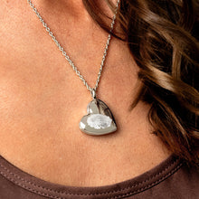 Bild in den Galerie-Viewer laden: Fingerabdruck-Herz-Urnen-Halskette – Silber