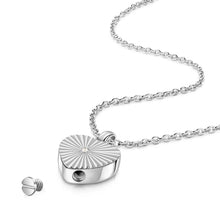 Load image into Gallery viewer, Sunbeam Crystal Heart Urn - Silver