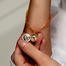 Bild in den Galerie-Viewer laden: Armband mit rundem Medaillon in Goldnugget-Optik