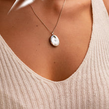 Load image into Gallery viewer, Oval Locket With Clear Crystal - Silver
