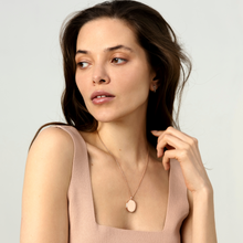 Load image into Gallery viewer, Large Oval Locket – Rose