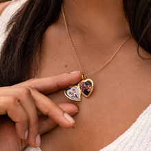 Load image into Gallery viewer, Scroll Heart Solid 14k Gold Locket