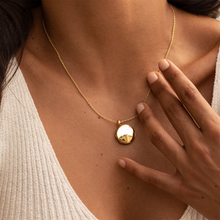 Load image into Gallery viewer, Round Personalised Locket – Solid 14k Gold