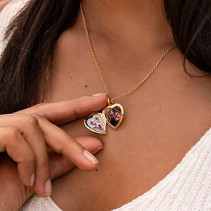 Malachite Personalised Heart Locket – Gold