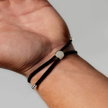 Bild in den Galerie-Viewer laden: Armband aus Seil mit klobigen Fingerabdruck-Elementen – Silber
