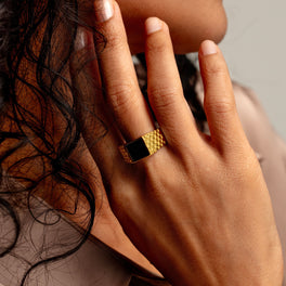 Chequed Square Signet Ashes Resin Ring - Gold