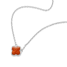 Load image into Gallery viewer, Clover Ashes Resin Necklace - Silver
