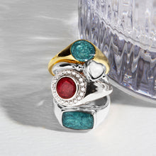 Load image into Gallery viewer, Crystal Signet Ashes Resin Ring - Silver
