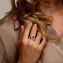Load image into Gallery viewer, Crystal Signet Ashes Resin Ring - Silver
