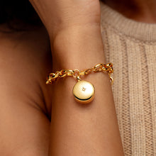 Load image into Gallery viewer, Diamond Drum Urn Bracelet with Links Chain - Gold
