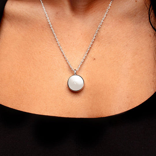Diamond Set Round Urn Ashes Necklace – Silver