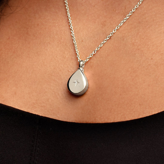 Diamond Set Teardrop Urn Ashes Necklace – Silver