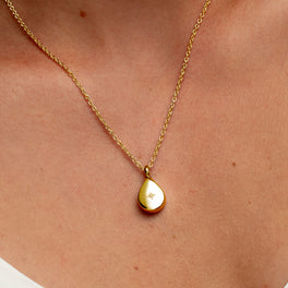Diamond Set Teardrop Urn Ashes Necklace – Gold