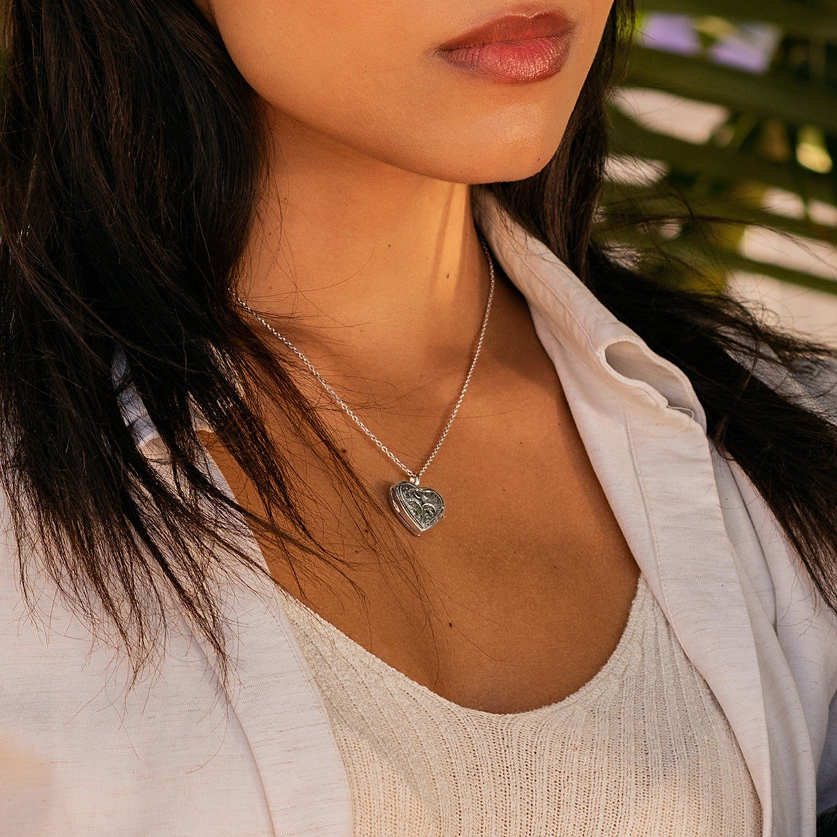 Full Scroll Heart Engraved Locket – Silver