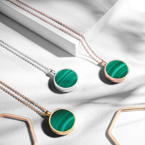 Malachite Modern Round Locket – Gold