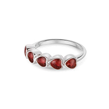 Load image into Gallery viewer, Heart Chain Ashes Resin Ring - Silver
