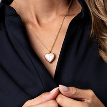 Load image into Gallery viewer, Heart Ashes Resin Locket - Gold
