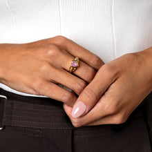 Load image into Gallery viewer, Heart Resin Ashes Ring with Cushioned Shoulders - Gold
