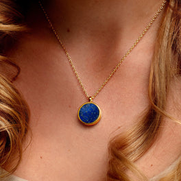 Lapis Lazuli Modern Round Locket – Gold