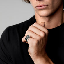 Load image into Gallery viewer, Men's Signet Ring Urn Silver
