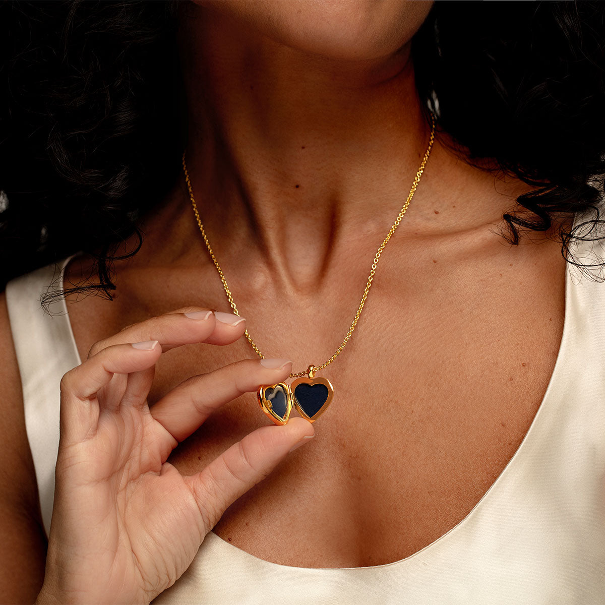 Locket Necklaces | Gold & Silver Photo Lockets For Women | LOVELOX