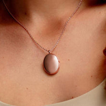 Load image into Gallery viewer, 4 Photo Personalised Oval Locket – Rose Gold
