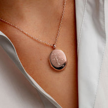 Load image into Gallery viewer, Mummy Personalised Locket - Rose Gold
