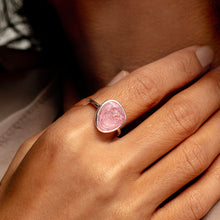 Load image into Gallery viewer, Pebble Ashes Resin Ring - Silver
