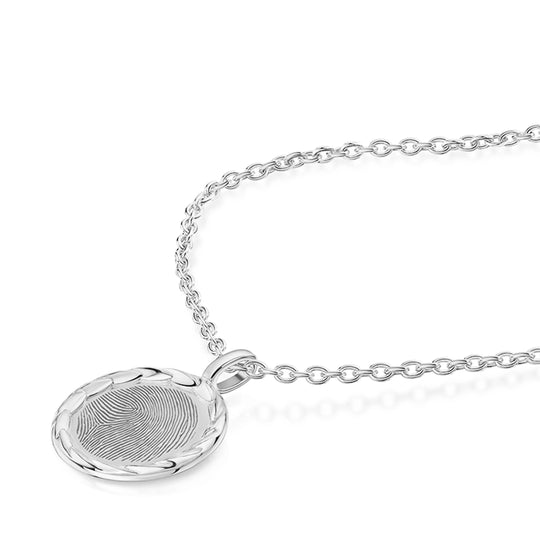 Rope-framed Round Pendant Silver