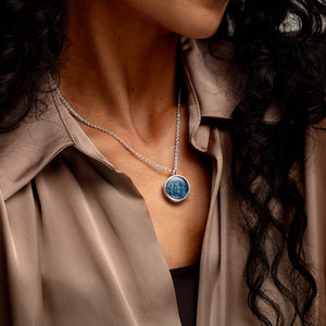 Round Ashes Resin Locket - Silver