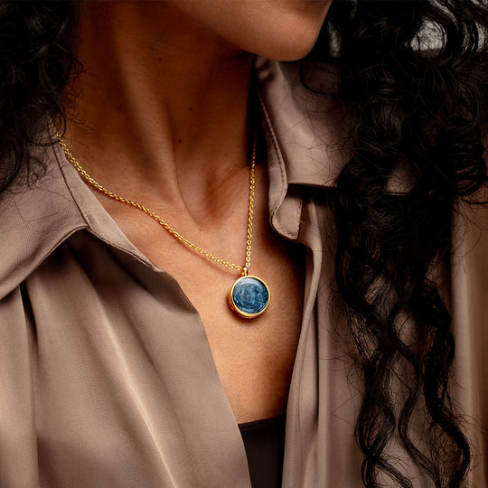 Round Ashes Resin Locket - Gold