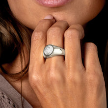 Load image into Gallery viewer, Round Fingerprint Signet Ring - Silver

