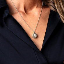 Load image into Gallery viewer, Fingerprint Small Round Ashes Urn Necklace - Silver
