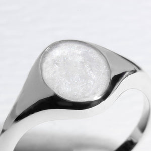 Upright Oval Ashes Resin Ring - Silver