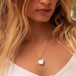 Mother of Pearl Modern Heart Locket – Gold