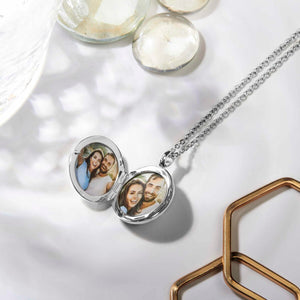 Mother of Pearl Modern Round Locket – Silver